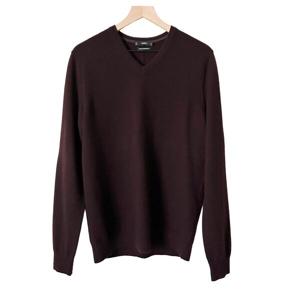 Vince Men's 100% Cashmere V-Neck Sweater in Burgundy Size Medium - Picture 1 of 5